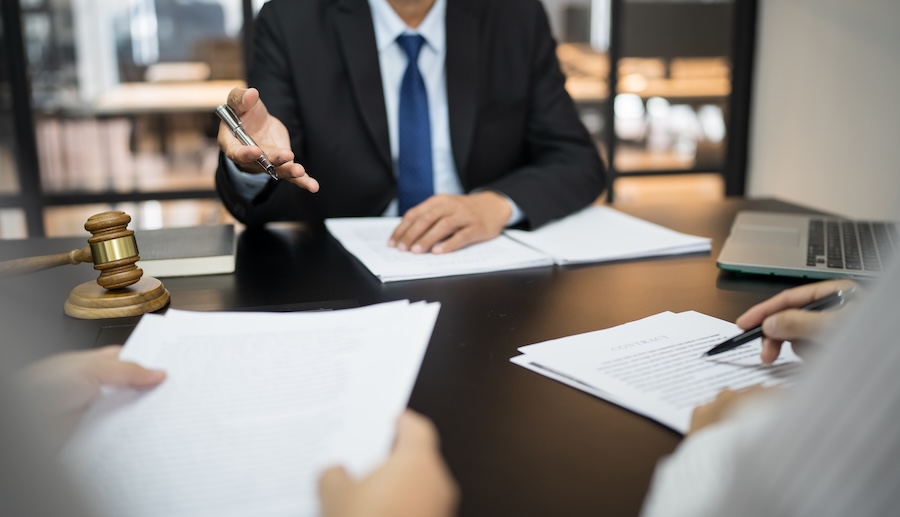 business meeting with lawyer discussing legal docu 2026 01 07 01 03 55 utc